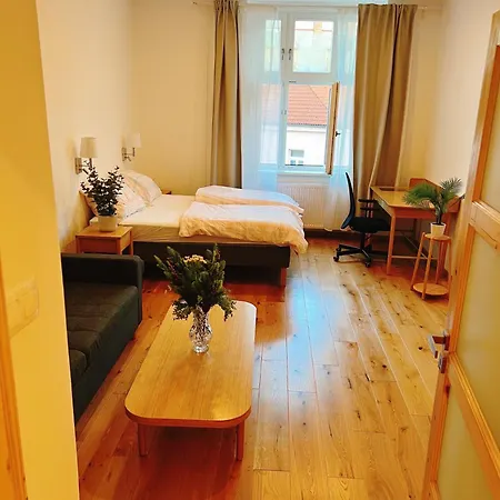 Διαμέρισμα Phuong Nest Cozy 2br Πράγα
