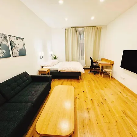 Phuong Nest Cozy 2br Apartman Prága