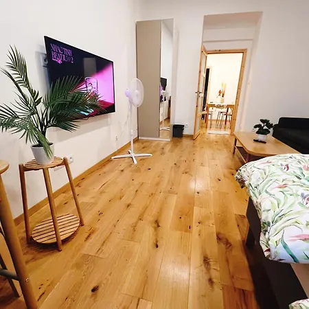 דירה Phuong Nest Cozy 2br