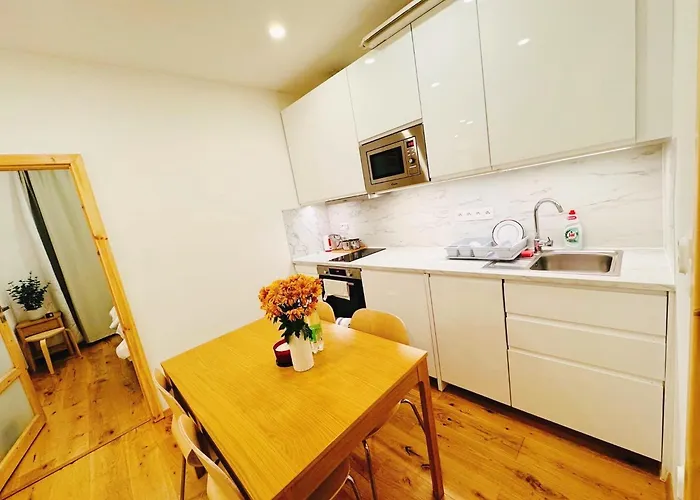 Phuong'nest Modern Near Old Town