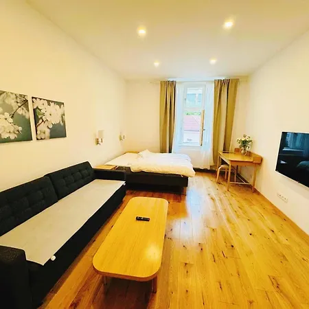 Phuong'nest Modern Near Old Town Daire Prag